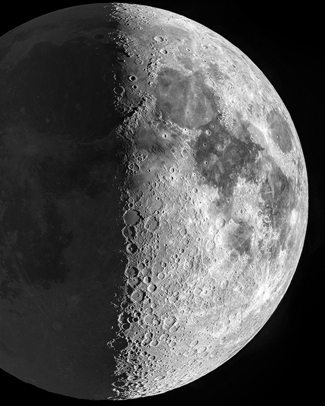 3d mineral moon 4X5 RATIO