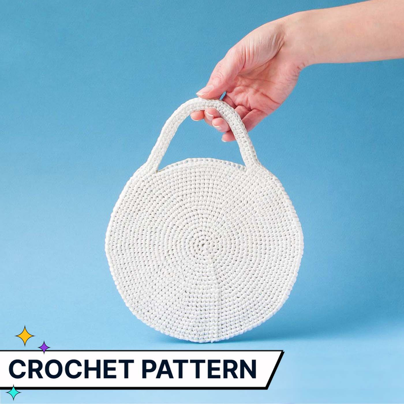 Round slim raffia bag