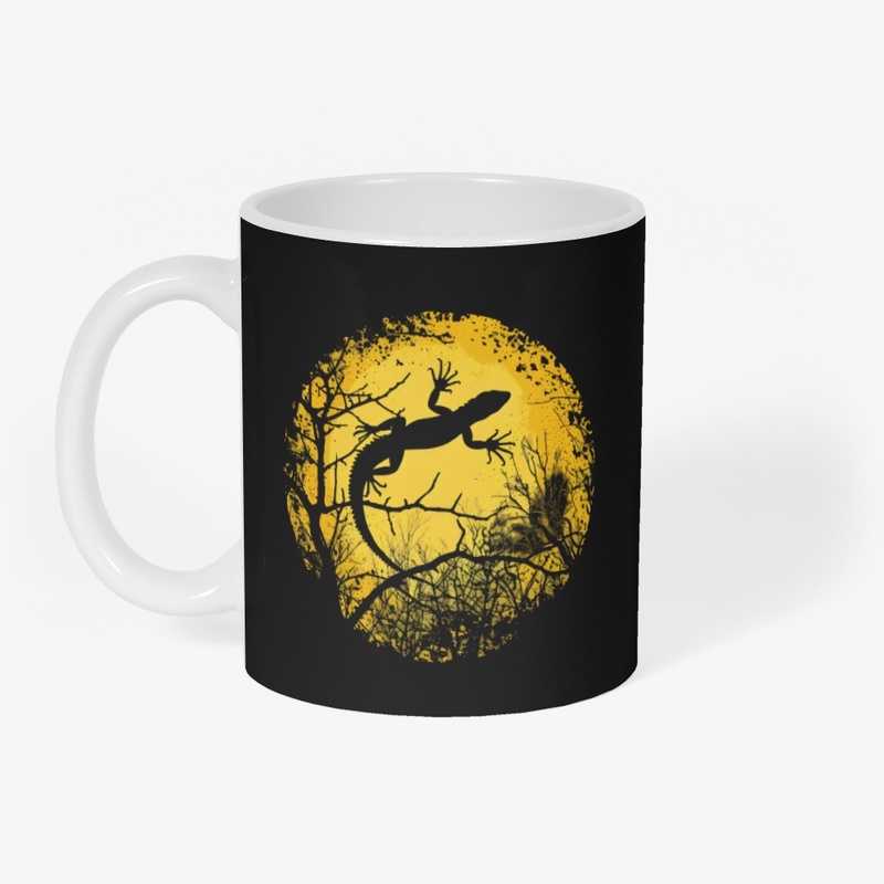 Retro Moonlit Lizard Vintage Halloween