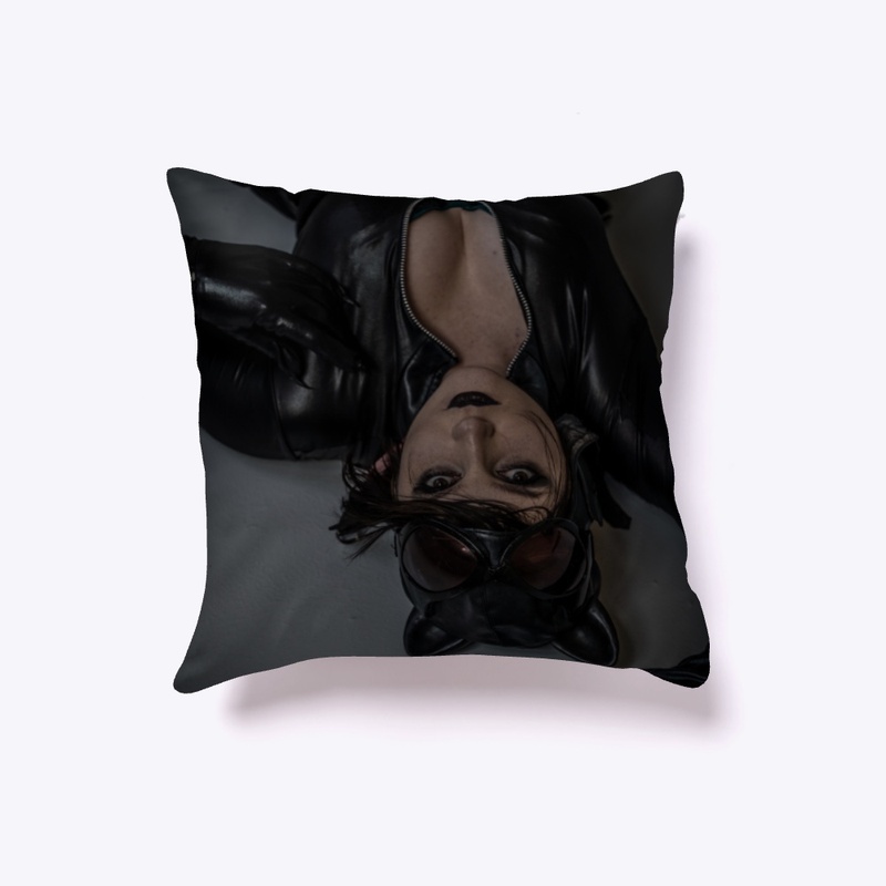 Harleyquinn/Catwoman Pillow