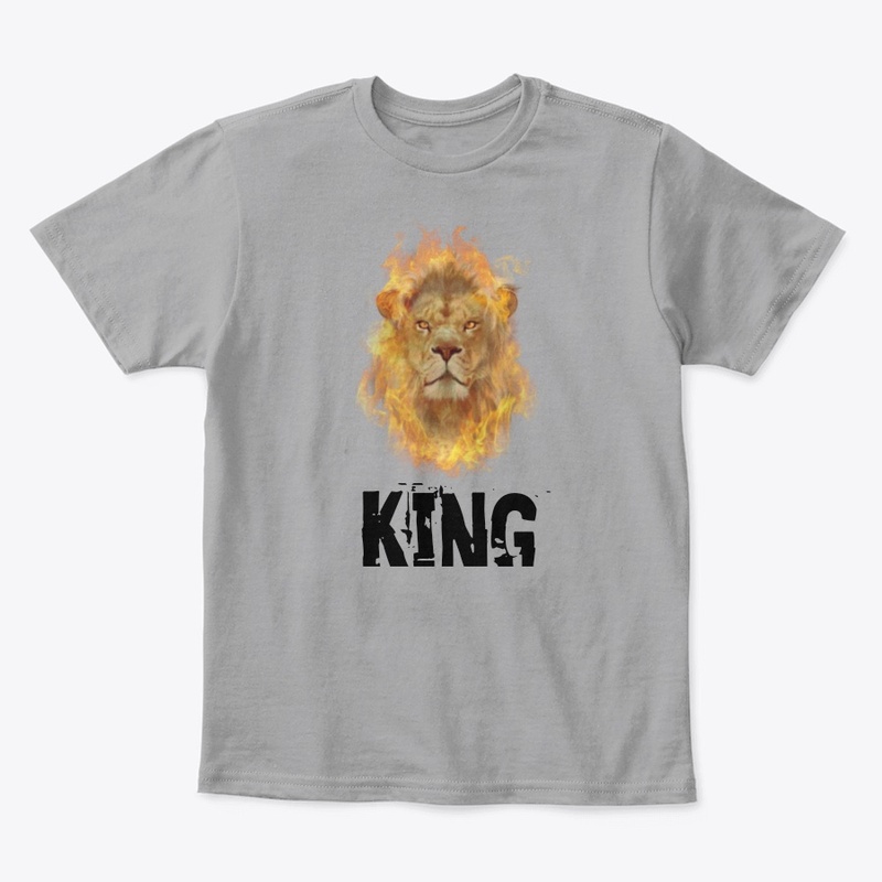 T-shirt with a lion drawing online shop