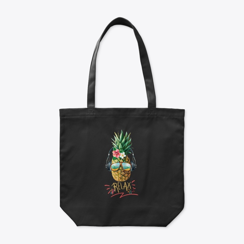 Relax pineapple with sunglasses