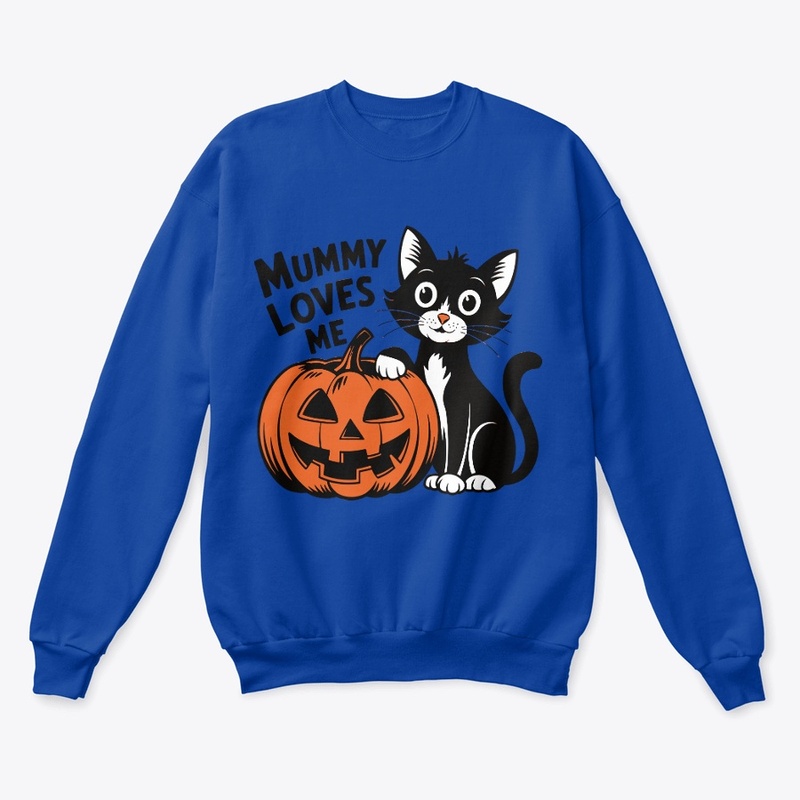Mummy Loves Me Cute Halloween T-Shirt.