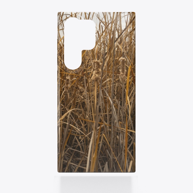 Cell phone case with cattail design