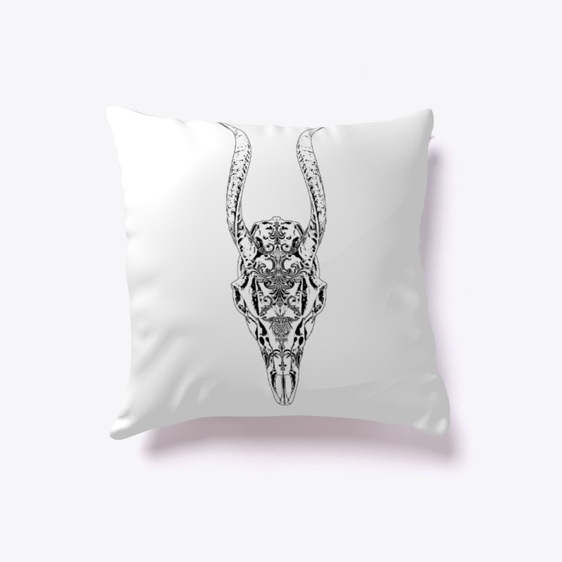 Horned skull by CrownPeople