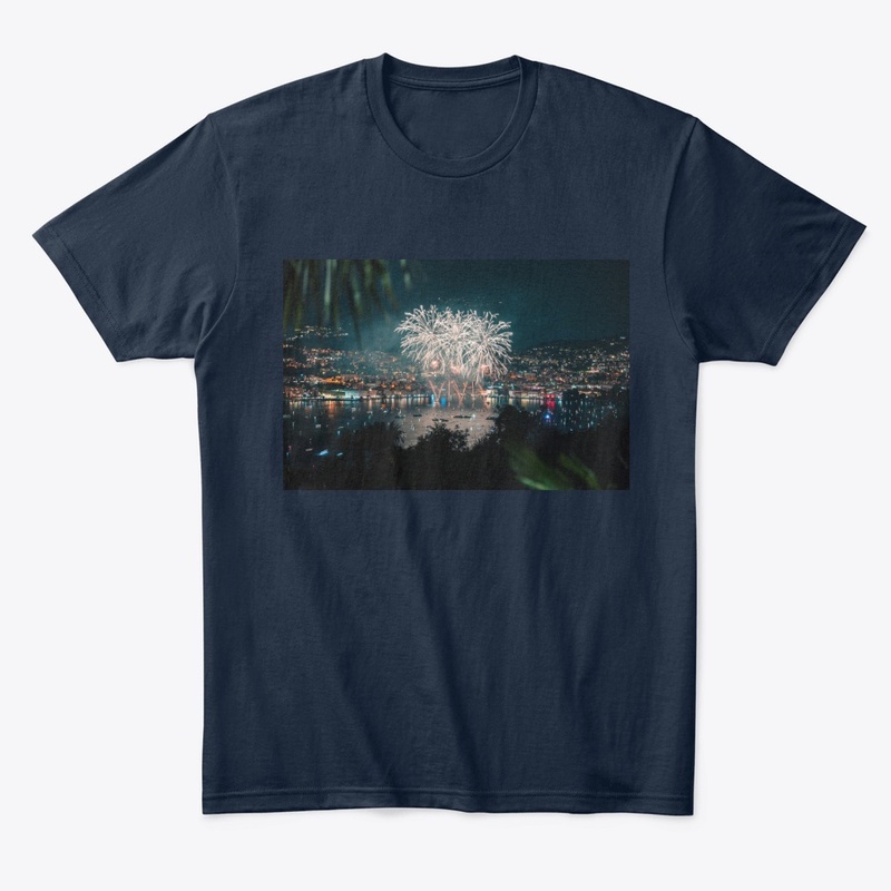 Lakesie Fireworks And Light At Night