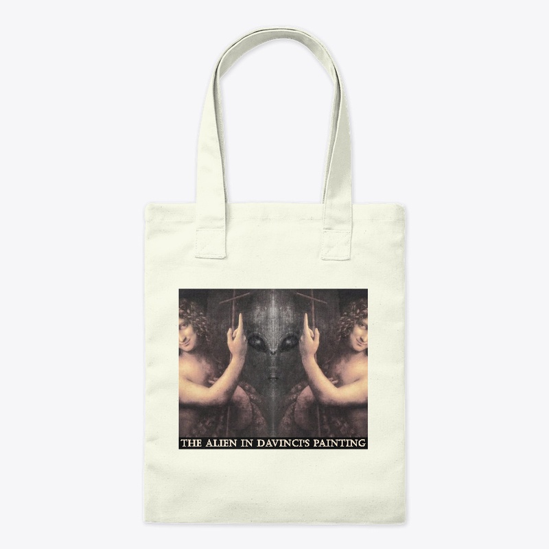 The Alien In Davinci's Painting  T-shirt