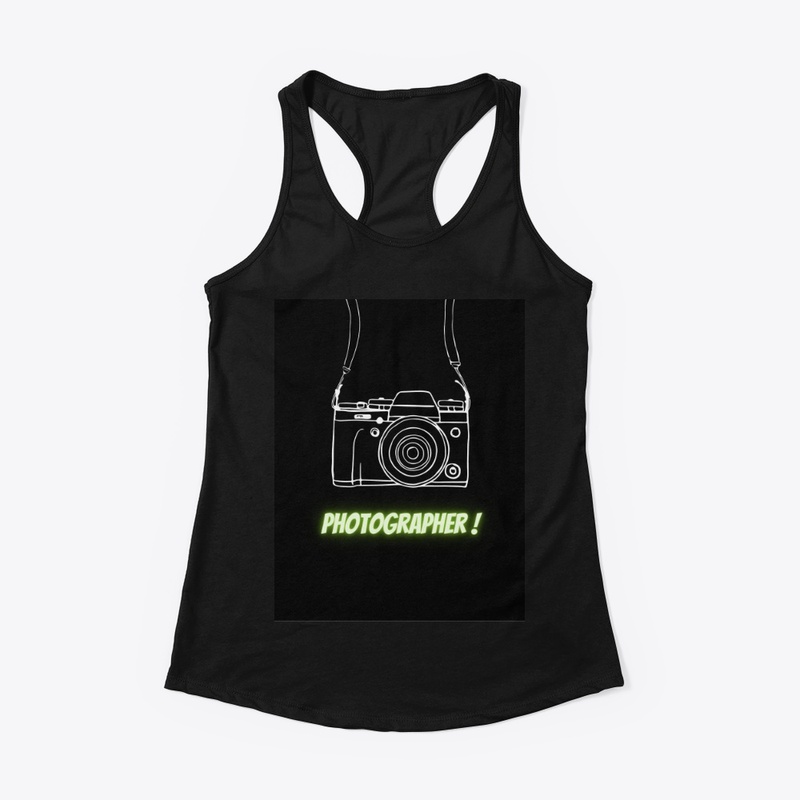 PHOTOGRAPHER 
