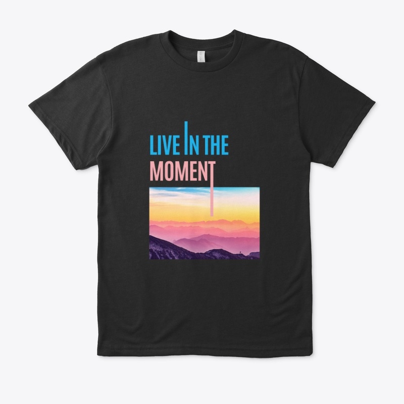 LiVing the moment