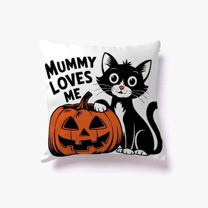 Mummy Loves Me Cute Halloween T-Shirt.