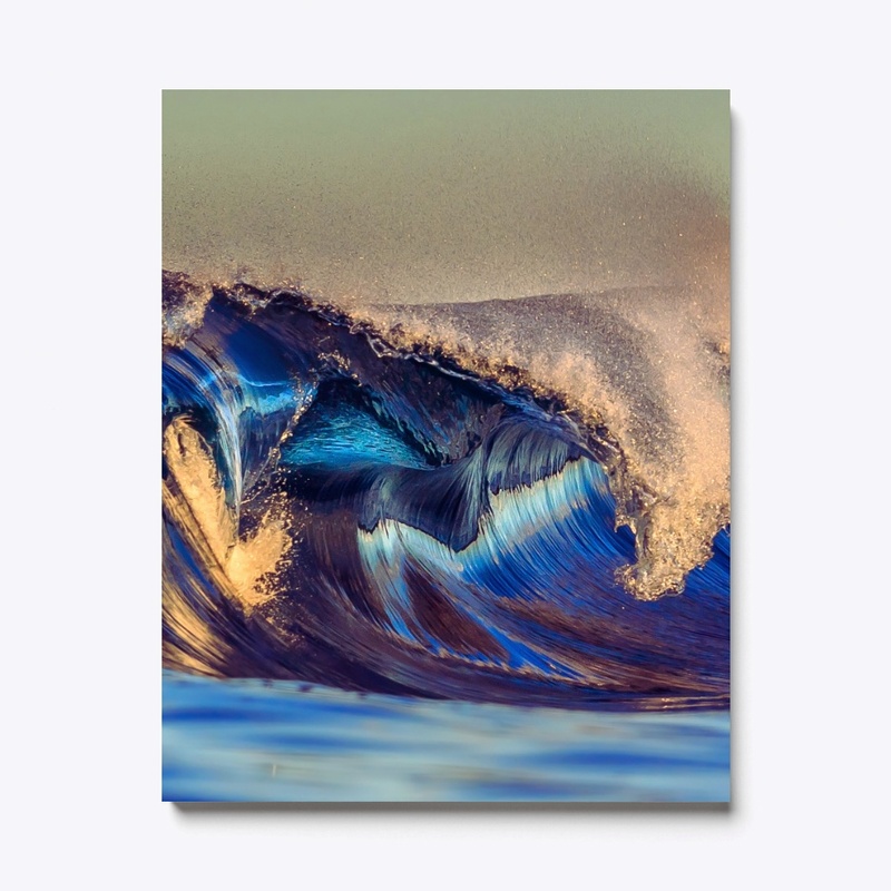 Beautiful sea waves canvas