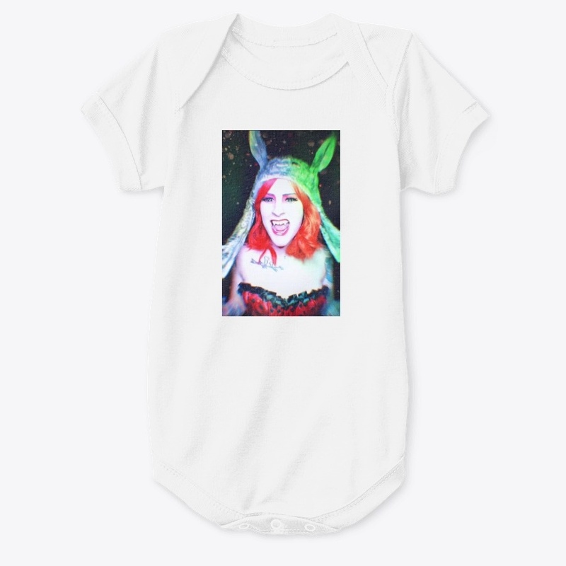 Kira Merch