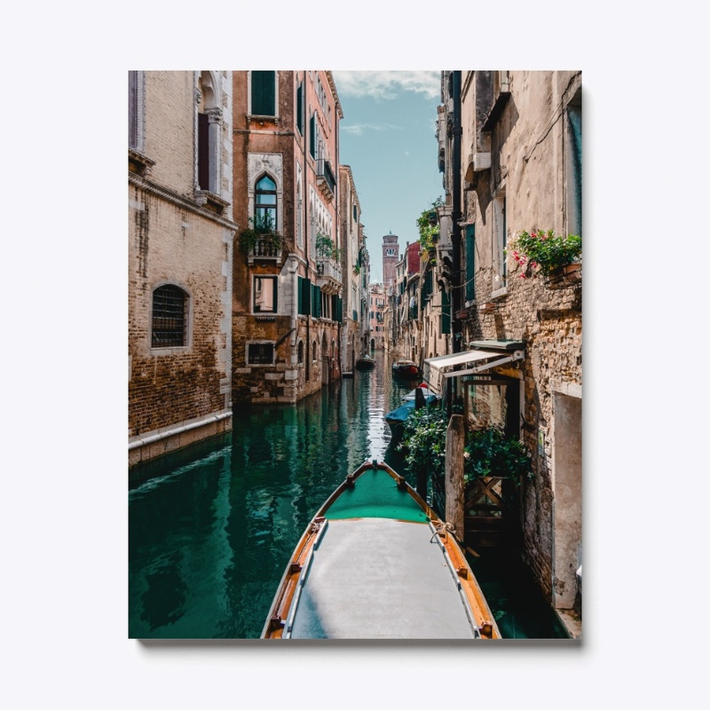 VENICE GONDOLA CANAL