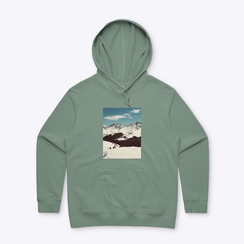 Ravishing Mountain Skyline