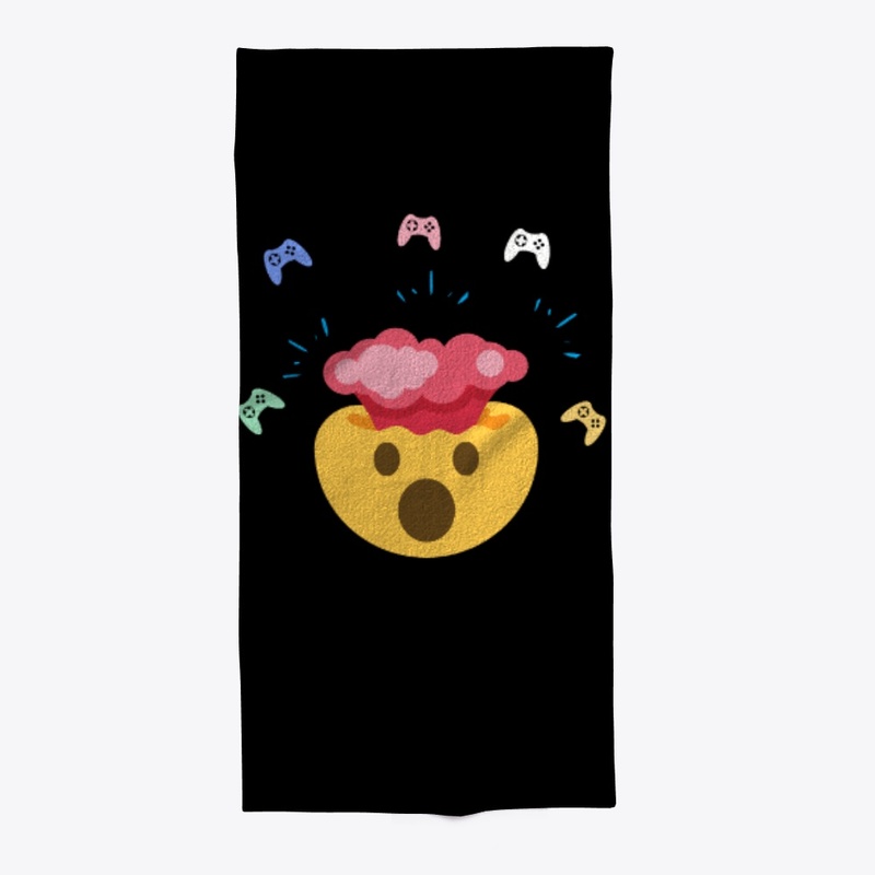 surprised face love video games T-shirt.
