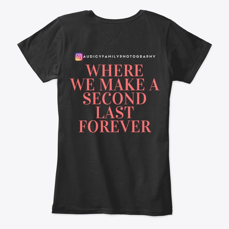 AUDICY SLOGAN TEE CORRAL