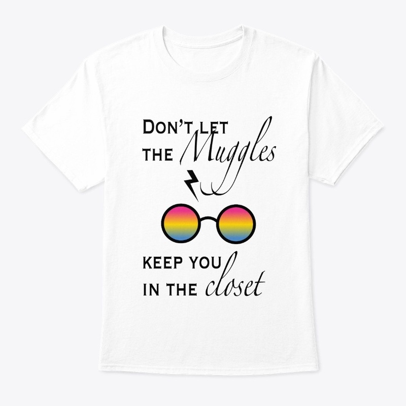 Pans Out of The Closet Tee
