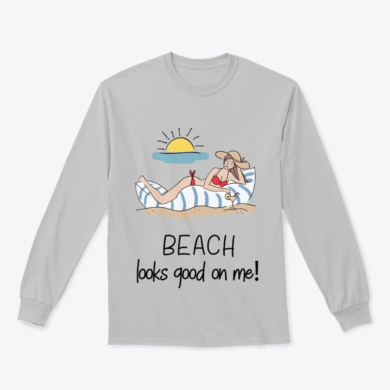Beach looks good on me!