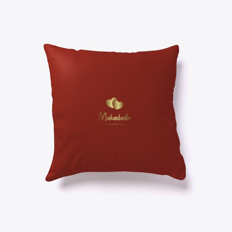 Makadadie Pillow