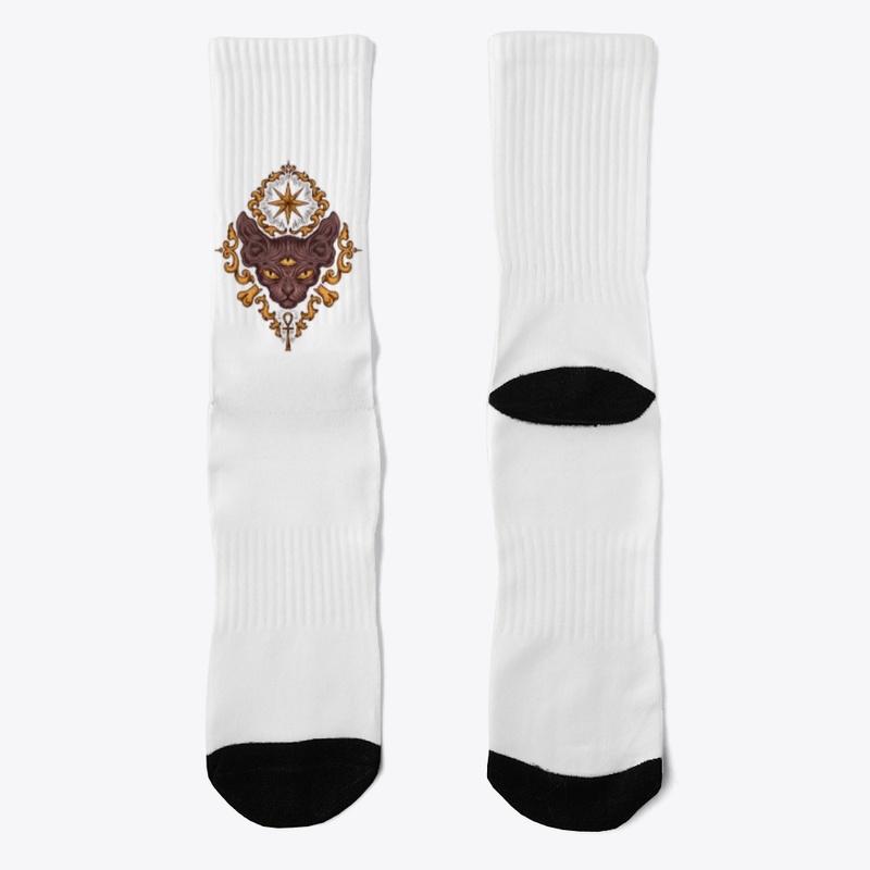 Third eye in cats t-shirt