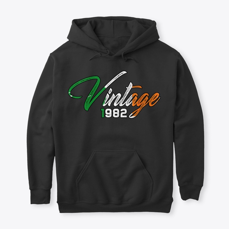 Irish 1982 38th Birthday Gift T-Shirt