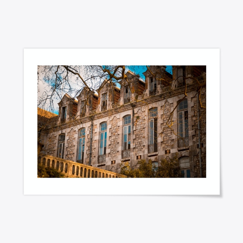An abandoned house