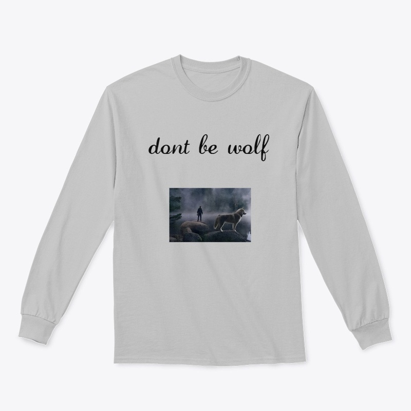 T-shirt and sweatshirt 