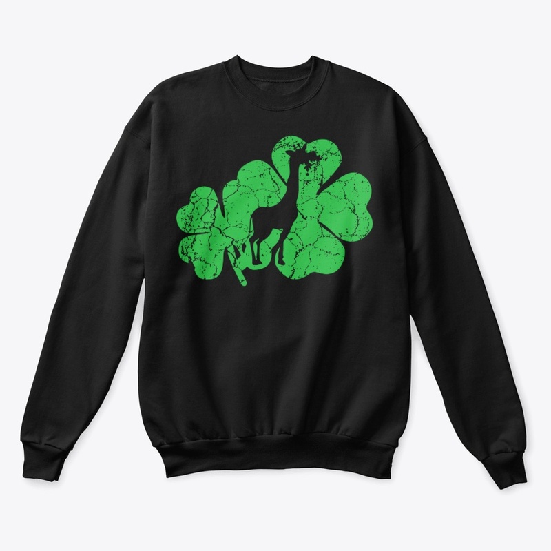 Giraffe St Patricks Day T-Shirt