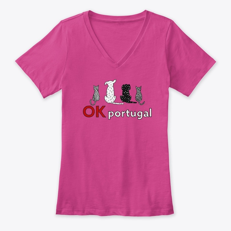 Furbabies Women's V-Neck Tee
