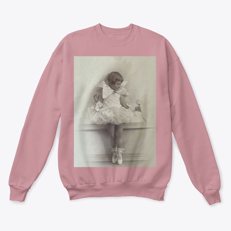 ANTIQUE PHOTOGRAPH OF CHILD BALLERINA