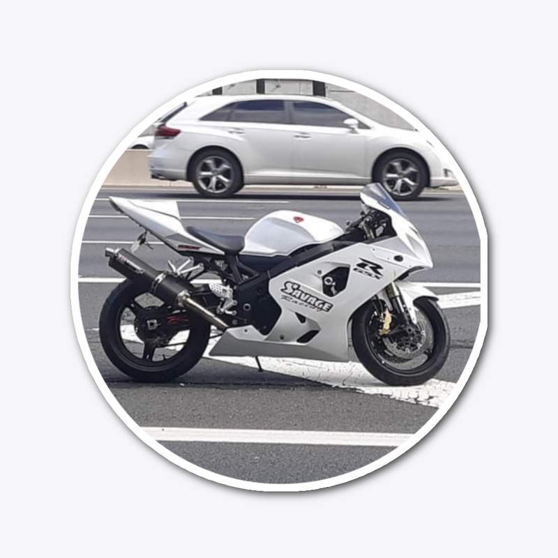 white-gsxr-750