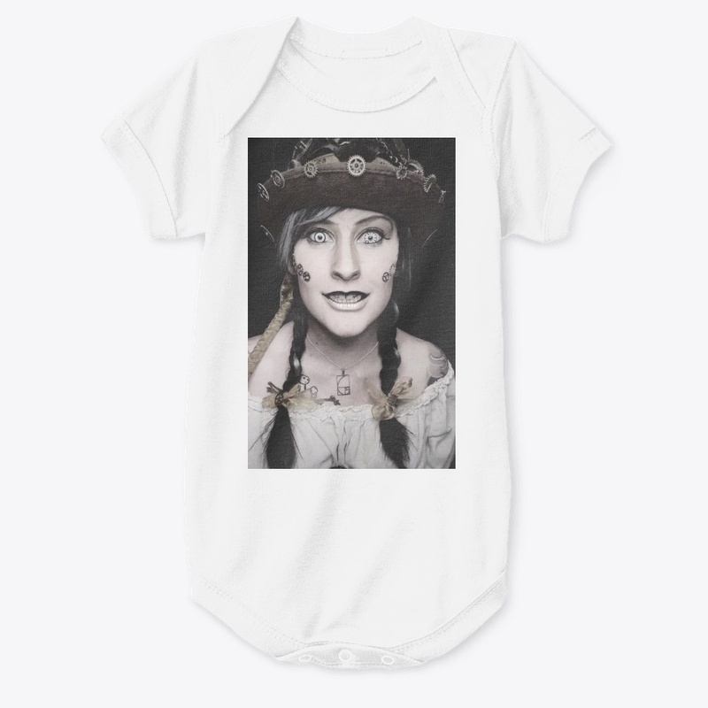 Theodora Merch