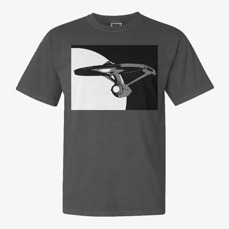 TREK FAN DESIGN STARSHIP ORBIT T-SHIRT