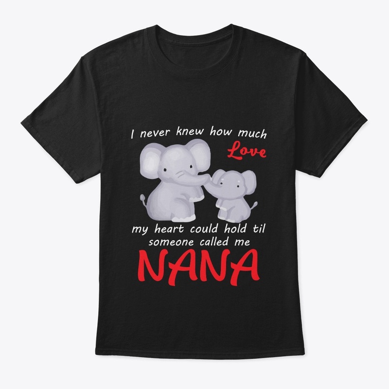 Cute Family Wildlife Design mom