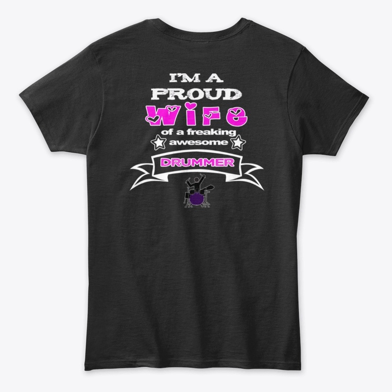 DA - PROUD WIFE WOMEN'S TEE