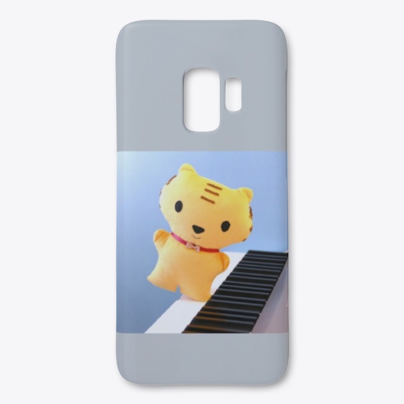 Tiger Giovanni plays the piano
