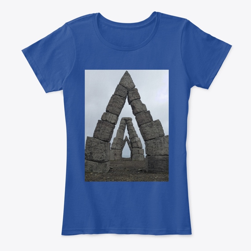 Arctic Henge 