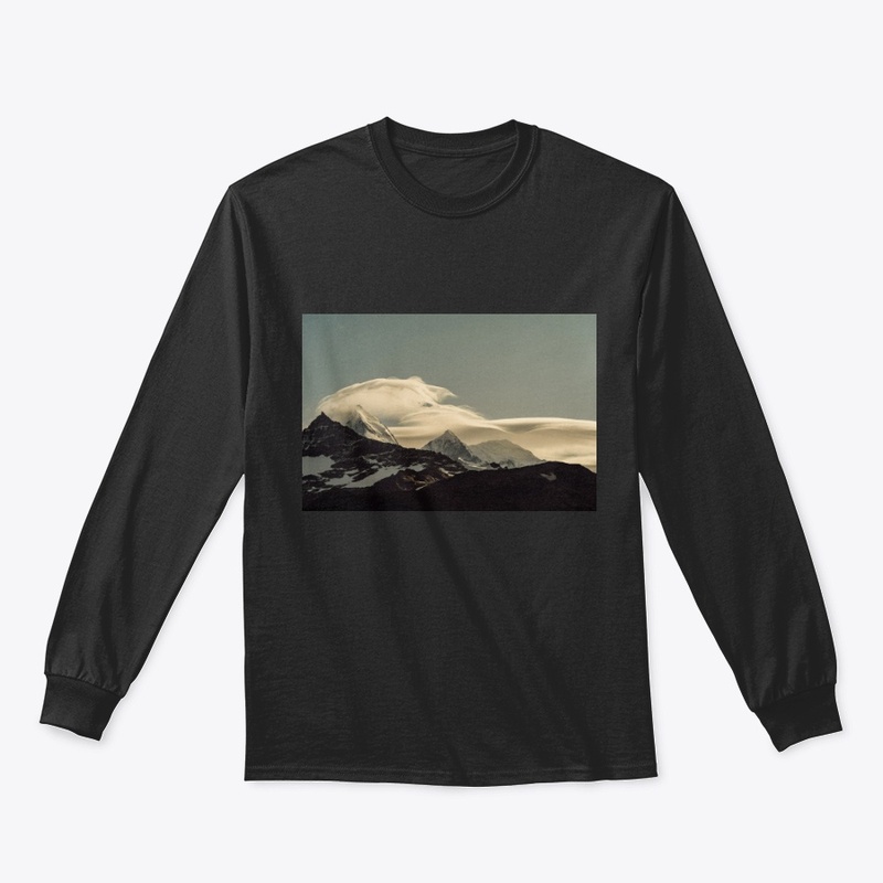 Mountain sweatshirt