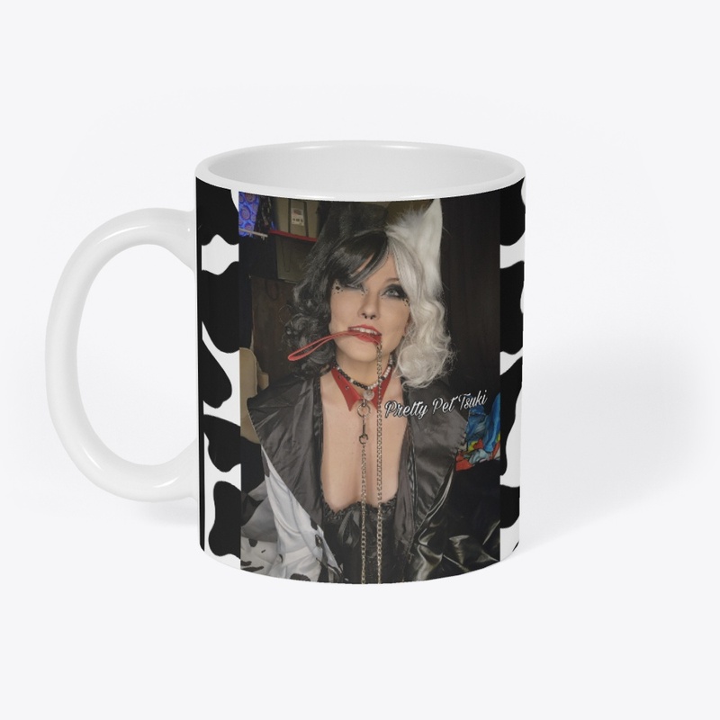 Tsuki Pet Cruella Cosplay