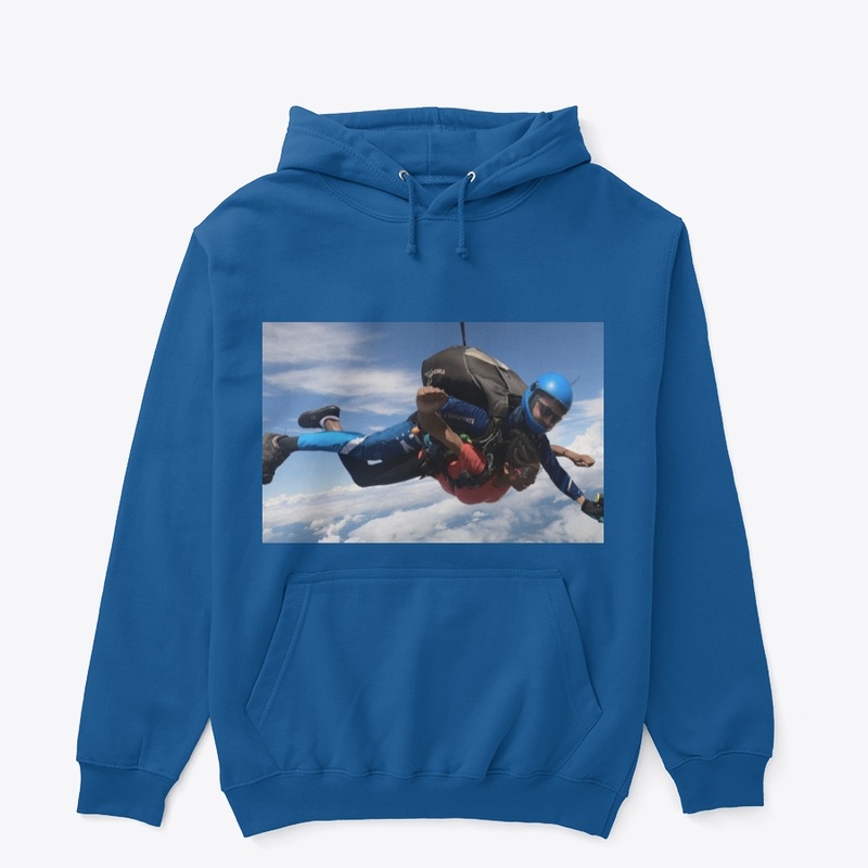 Lachi Goes Skydiving! 