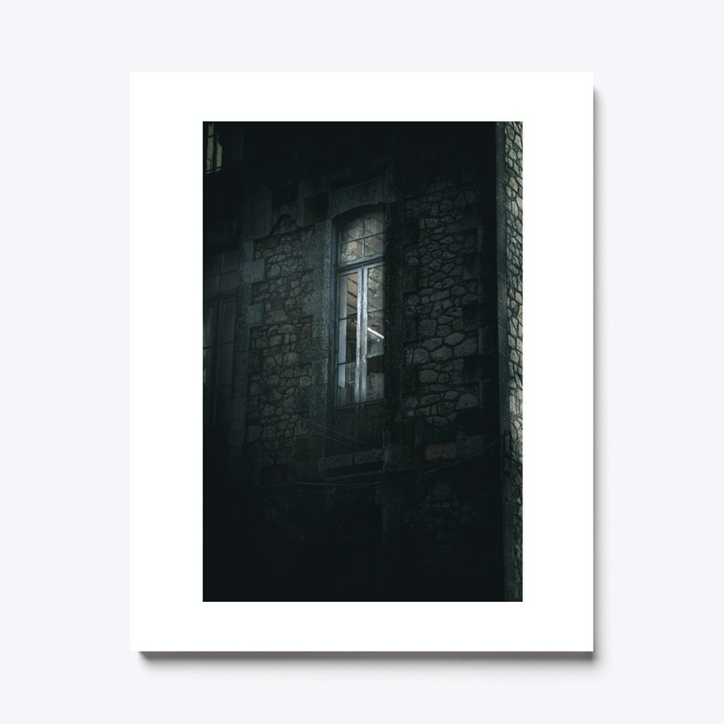 The creepy damn window.