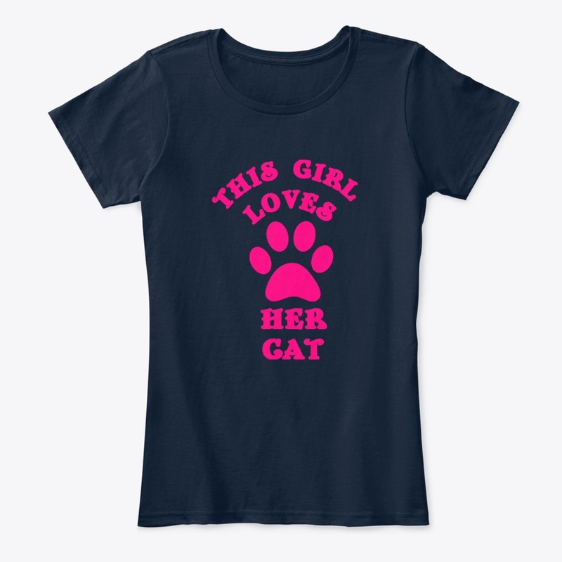 LOVES HER CAT