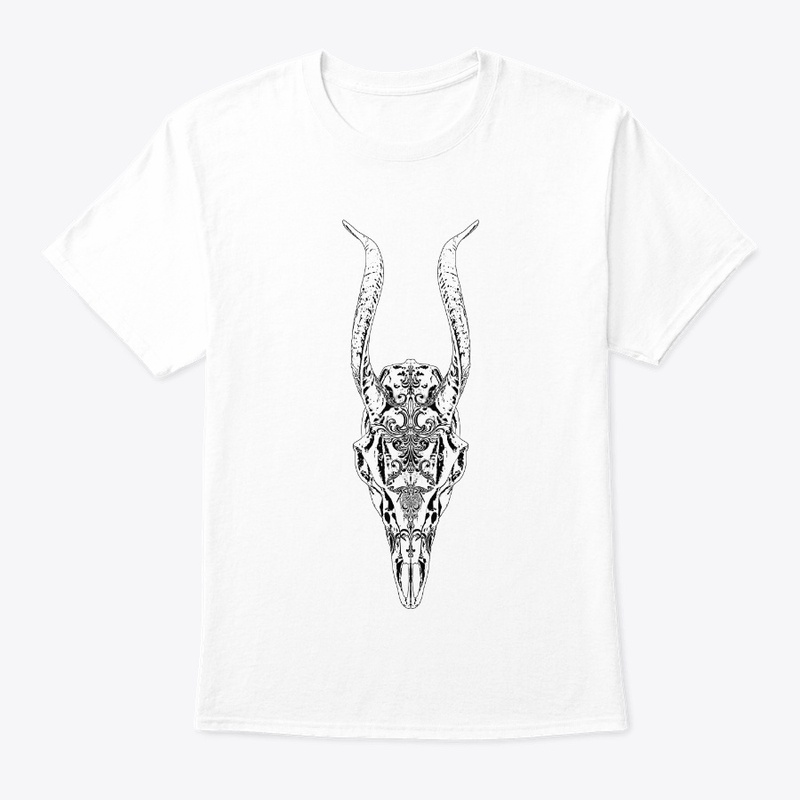 Horned skull by CrownPeople