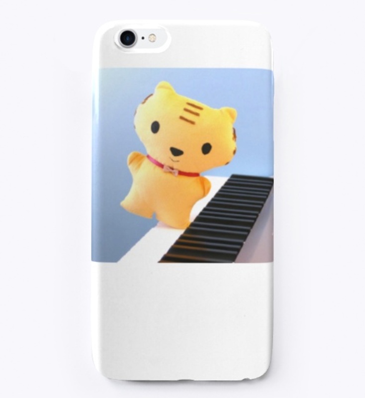 Tiger Giovanni plays the piano