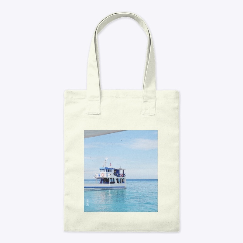 海とボート