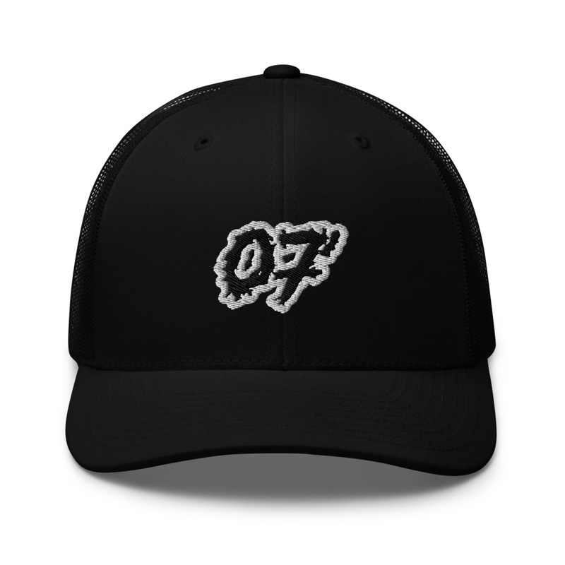 THE 07' TRUCKER HAT