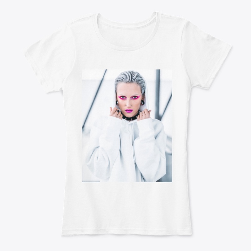 Laura-Ly Official 