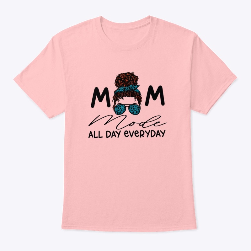 Mom mode blue cheetah red hair
