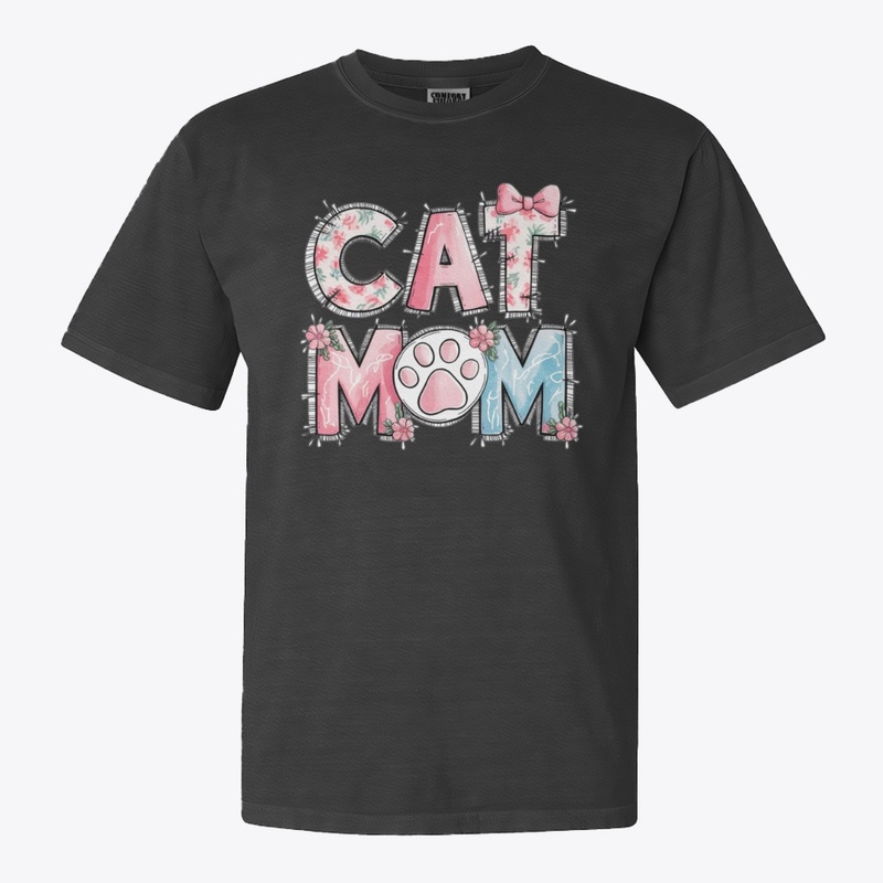 Cat Mom Life T-Shirt