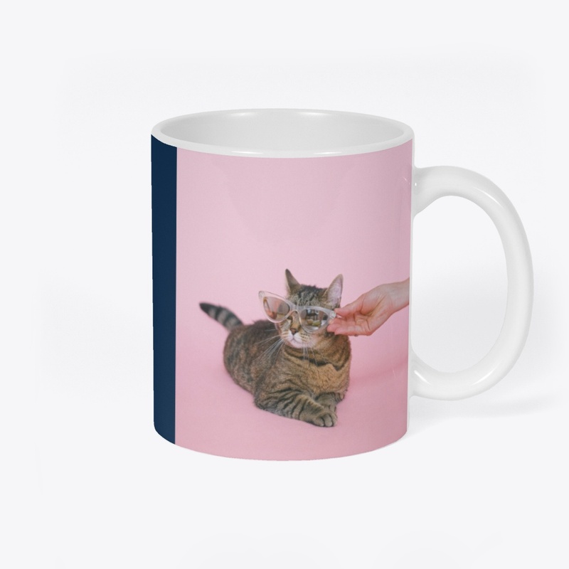 Tea Cup with beautiful picture of Cat